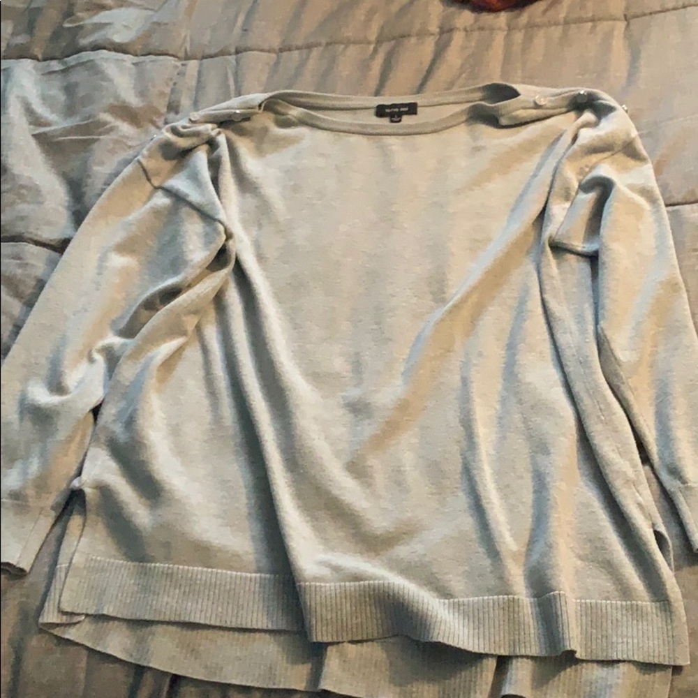 Grey sweater